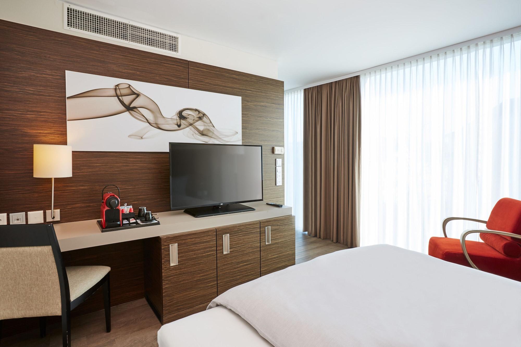 H4 Hotel Золотурн Екстер'єр фото