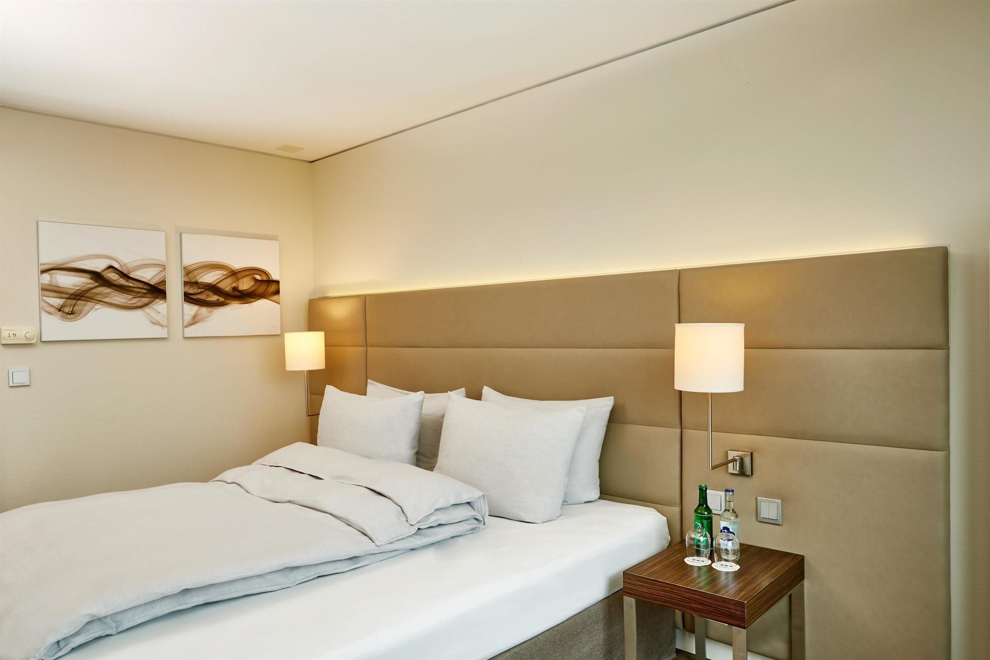 H4 Hotel Золотурн Екстер'єр фото