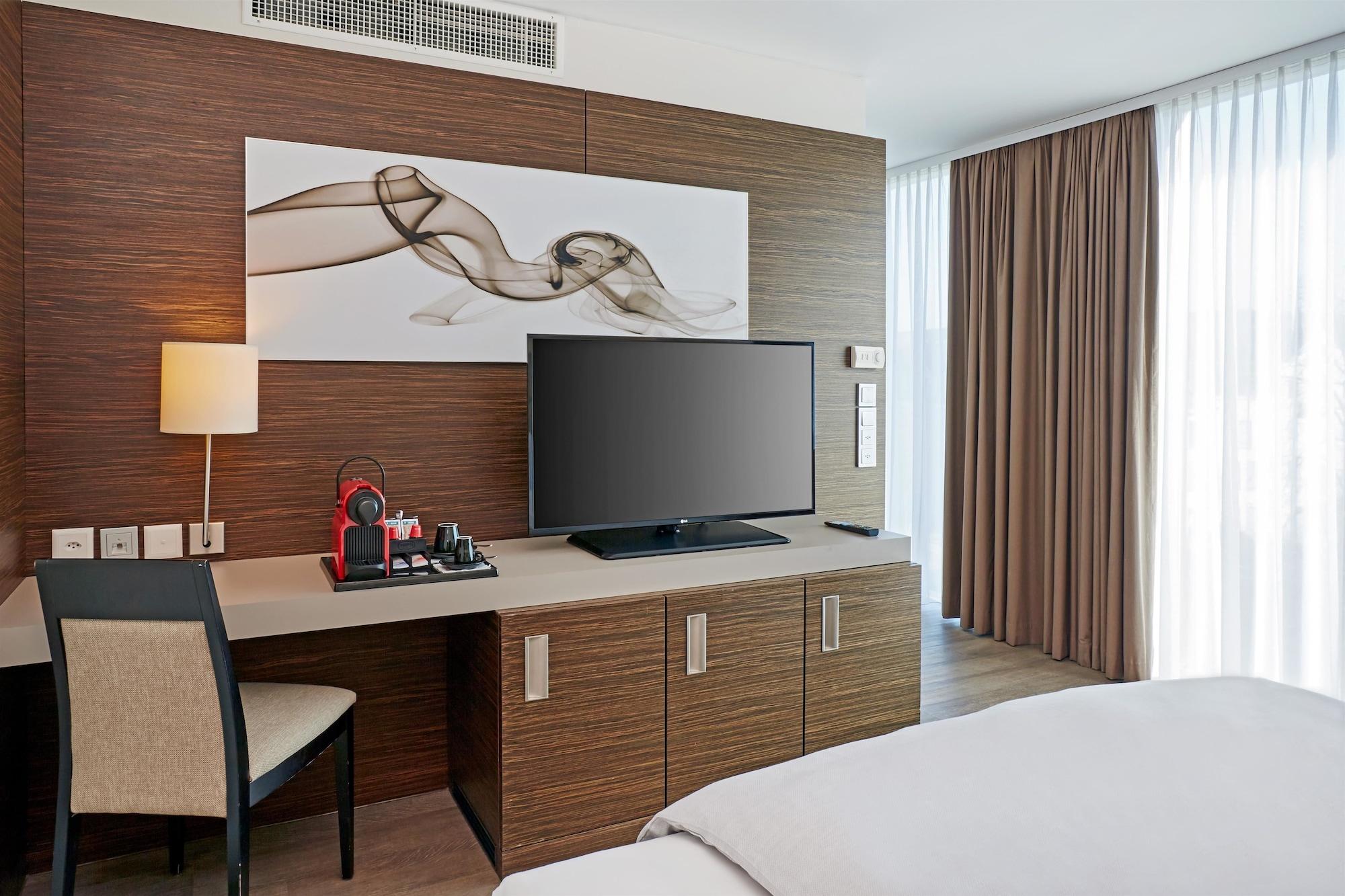 H4 Hotel Золотурн Екстер'єр фото