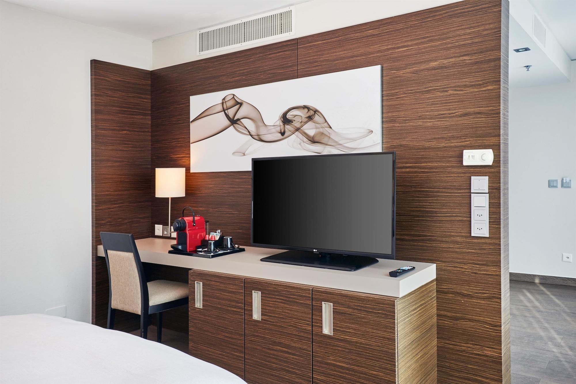 H4 Hotel Золотурн Екстер'єр фото