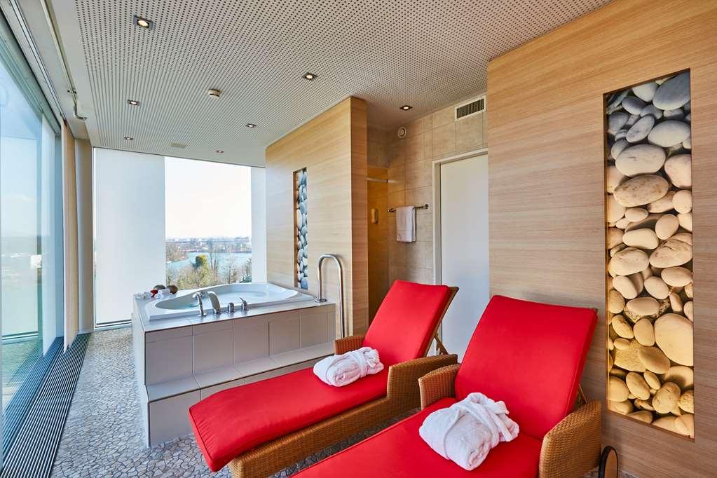 H4 Hotel Золотурн Зручності фото